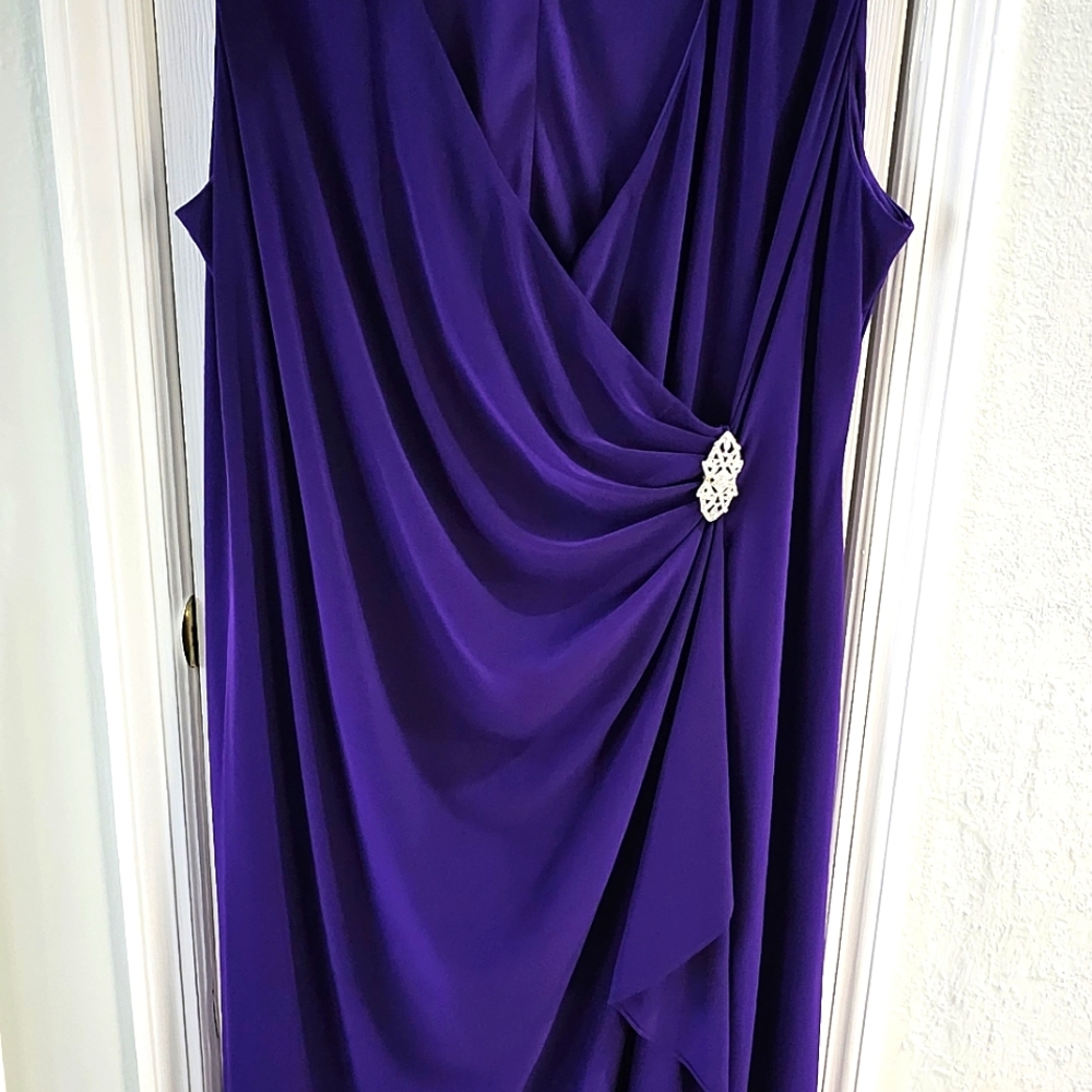 Evening Dress. Wrap around dress. Nice fit. Flattering on.